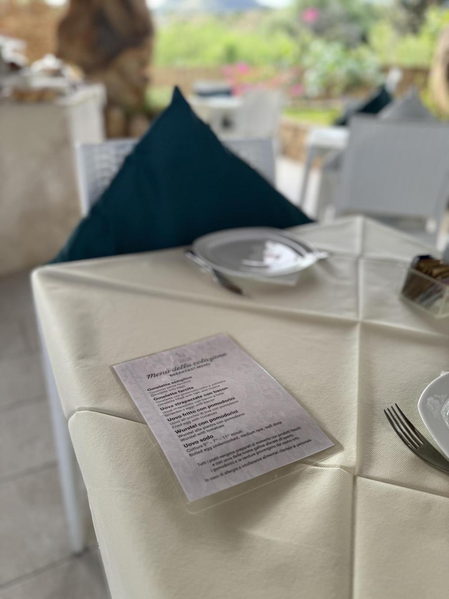 Hypnos Boutique Hotel San Teodoro  Bagian luar foto