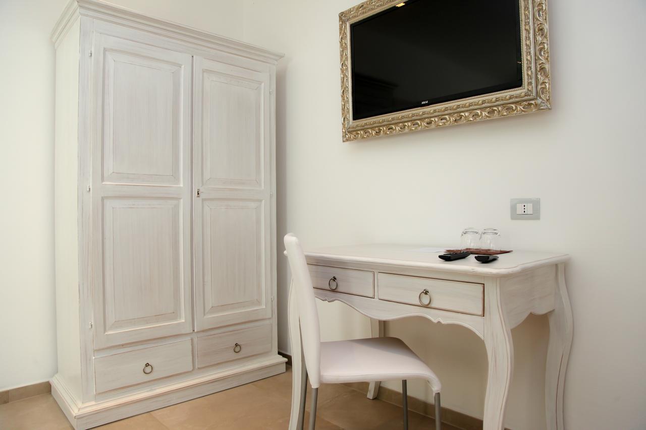 Hypnos Boutique Hotel San Teodoro  Bagian luar foto
